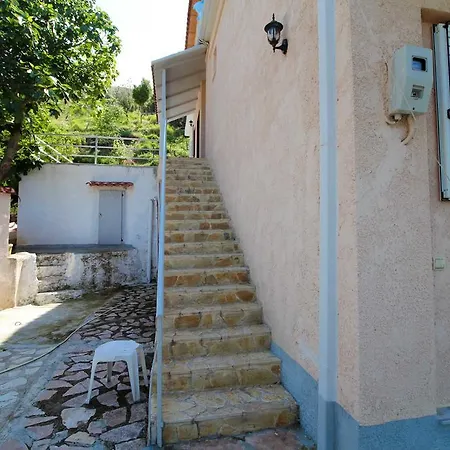 דירה Arturi